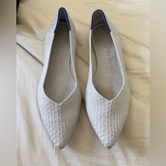 Rothy's Retired Point Salt Honeycomb size 8 - Picture 3 of 5